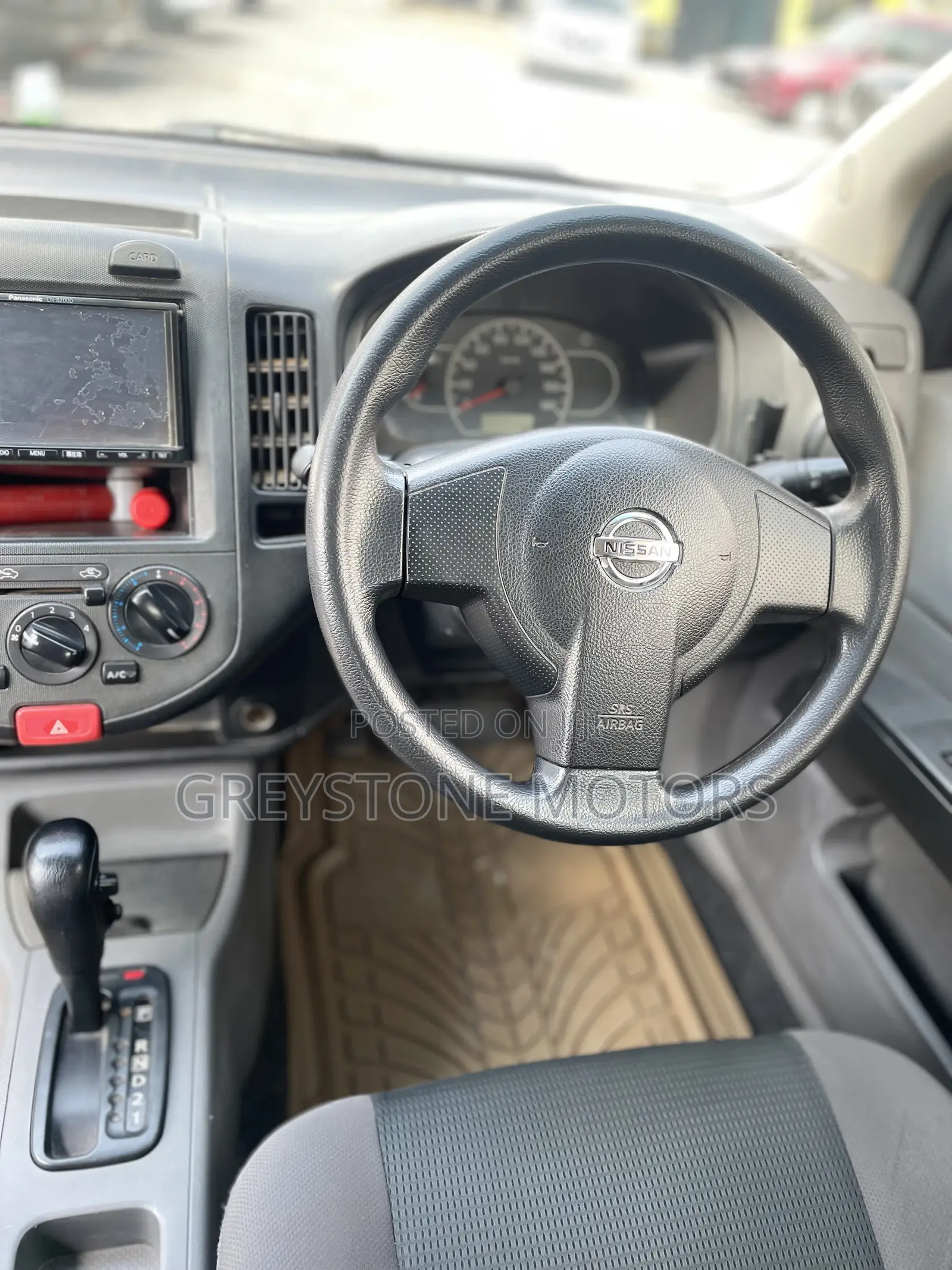 Nissan Advan 2015 White