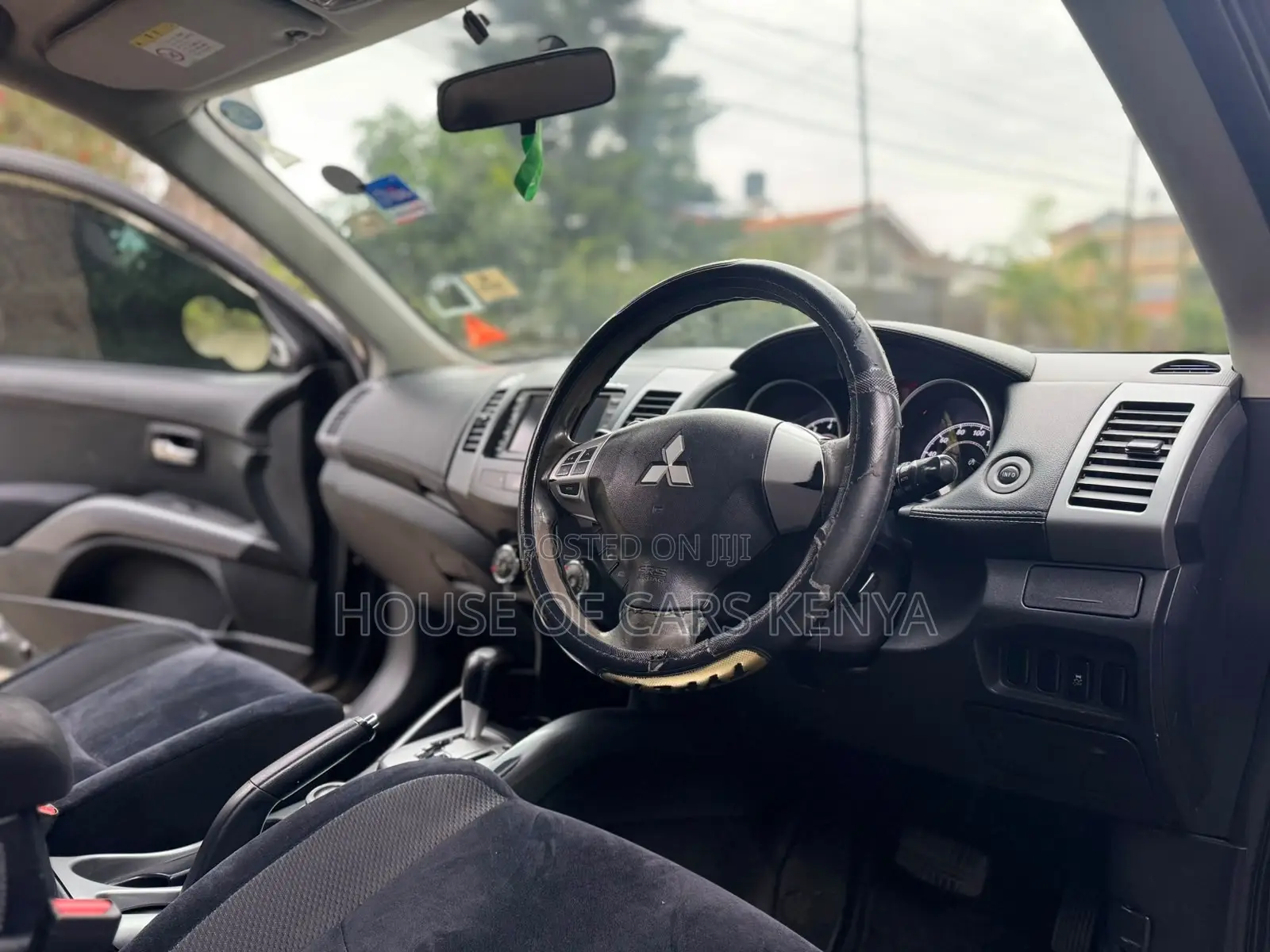 Mitsubishi Outlander 2011 Black