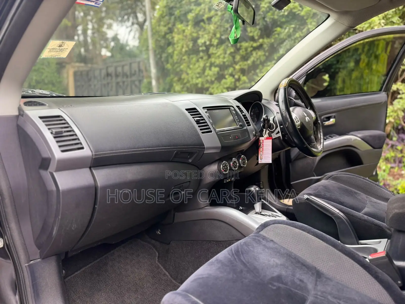 Mitsubishi Outlander 2011 Black