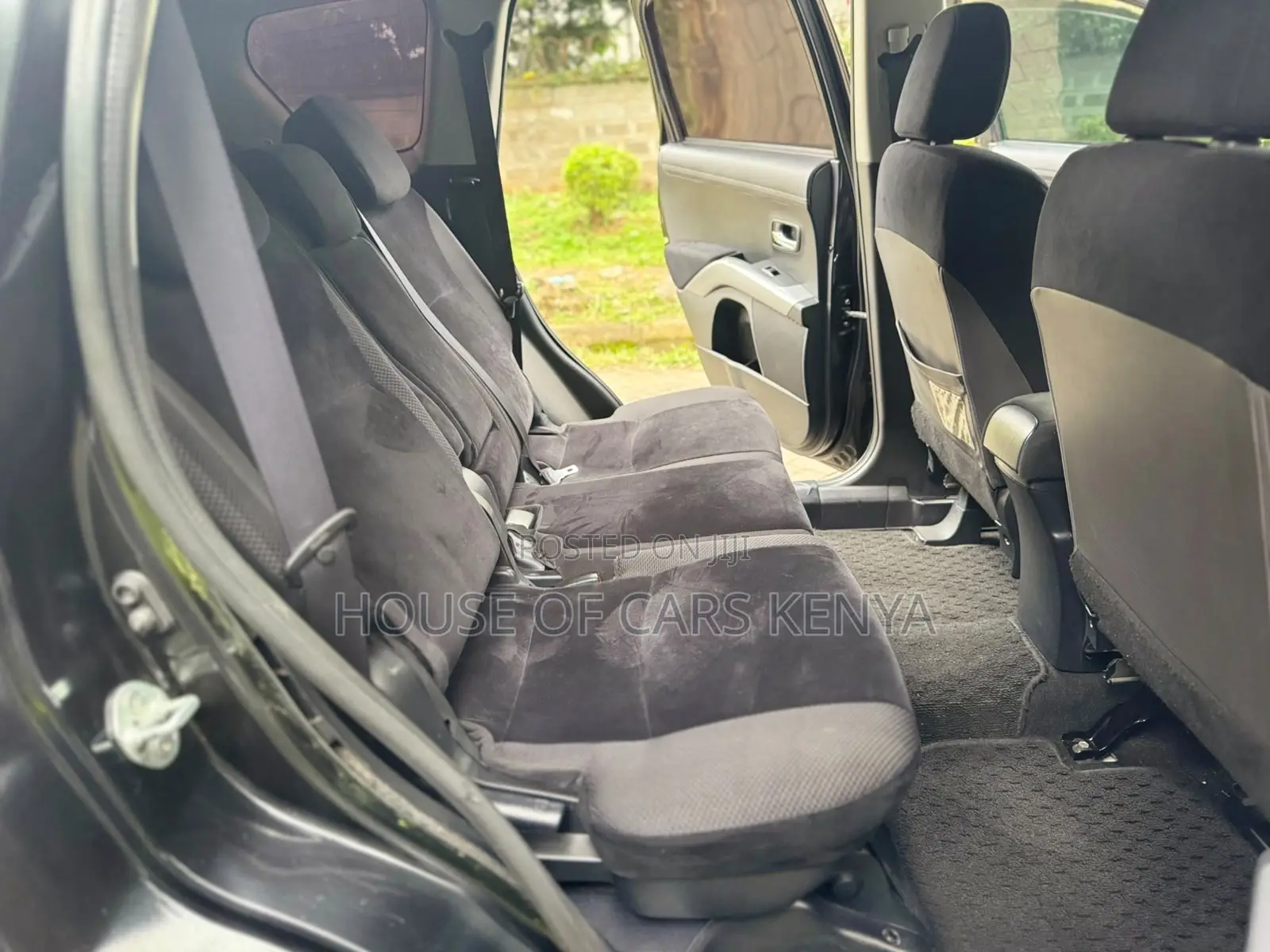 Mitsubishi Outlander 2011 Black