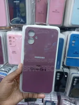 Samsung Galaxy A06 Smooth Maroon Finish Cover