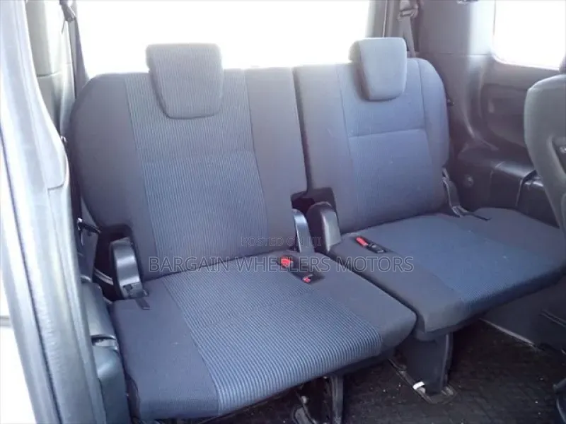 Toyota Voxy 2019 White