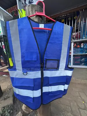 Utility Reflective Vest For Engineering And Survey Tasks