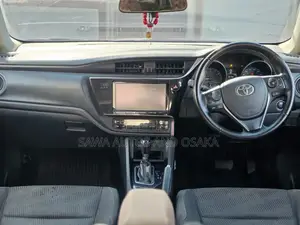 Toyota Auris 2016 White