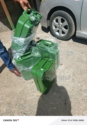 Heavy Duty Metallic Fuel Jerrycan 20l Available