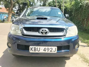 Toyota Hilux 2006 Blue