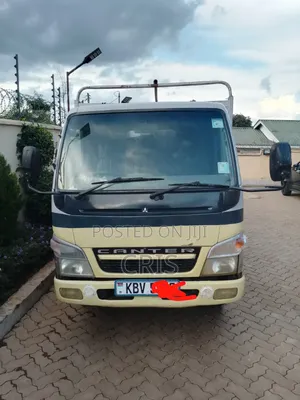 Mitsubishi Canter 2006 Yellow