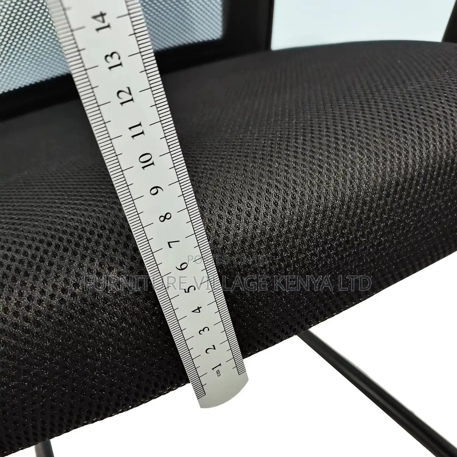 Ergonomic Arm Conference Seat
