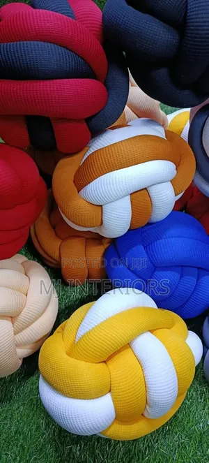 Stylish Knot Pillows