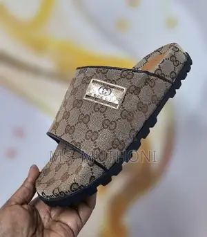Gg Supreme Beige Canvas Monogram Gucci Slides Size 40-46