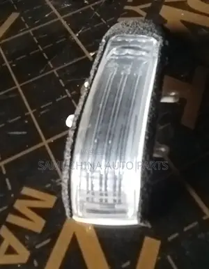 Side Mirror Indicator/Blinker Toyota Voxy Zrr70