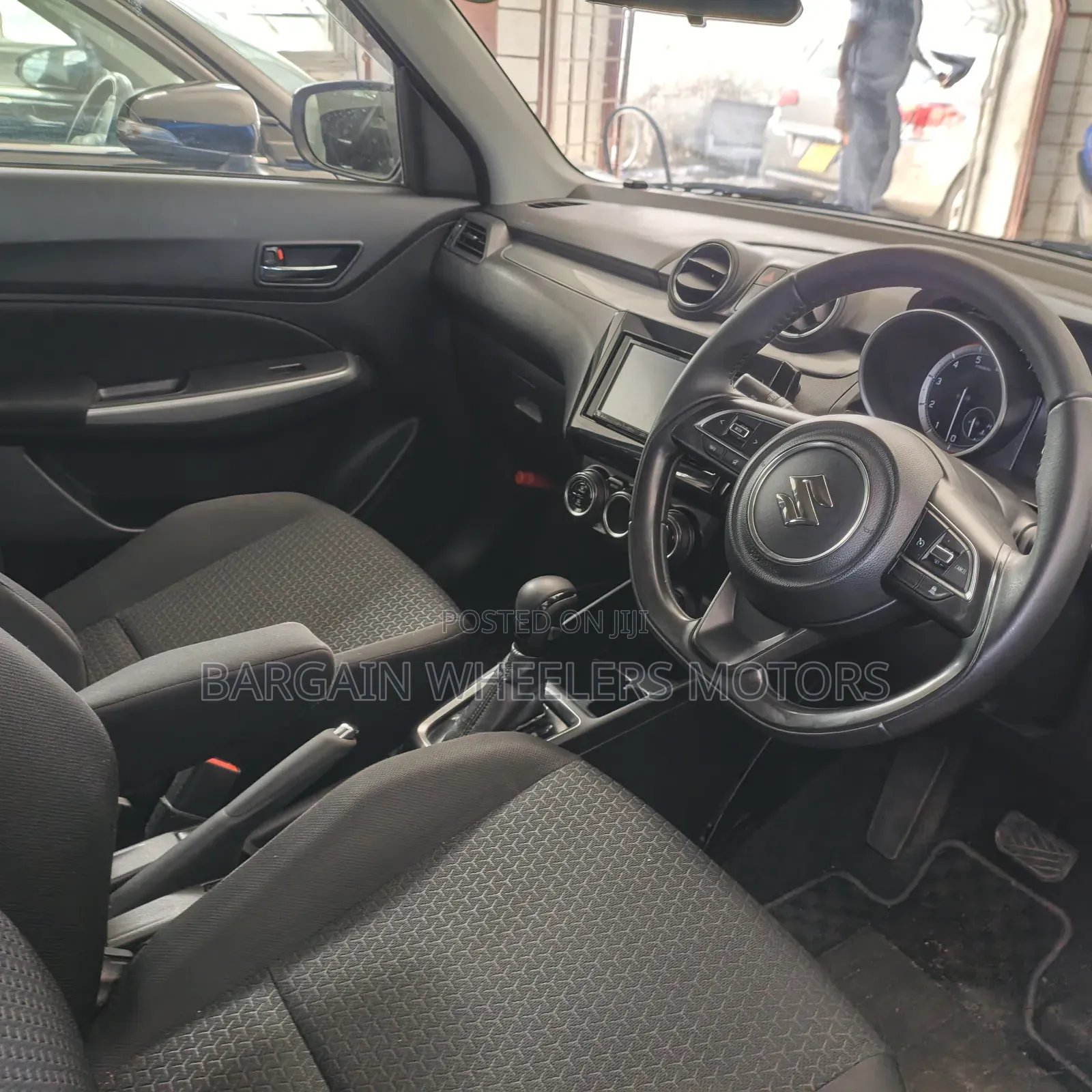 Suzuki Swift 2019 Blue