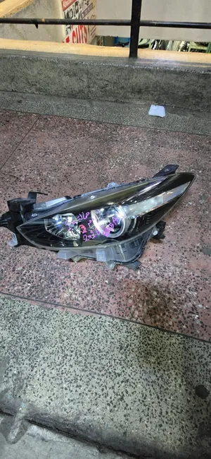 Axela 2018 Headlight No:6