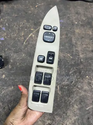Door Main Switch Fir Fielder 2005 Model