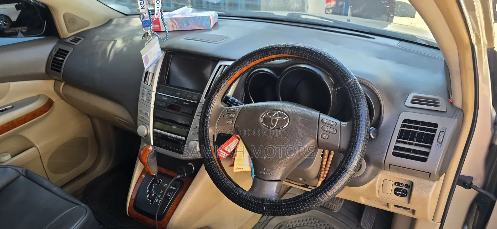 Toyota Harrier 2010 Gold