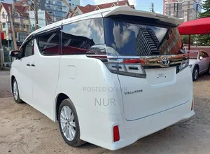 Toyota Alphard 2019 White