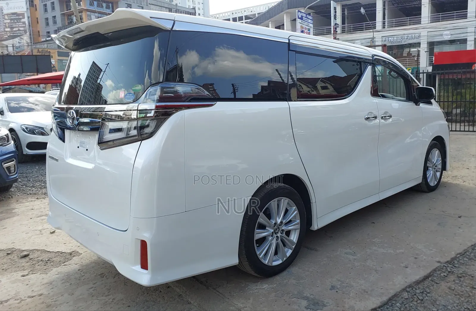 Toyota Alphard 2019 White