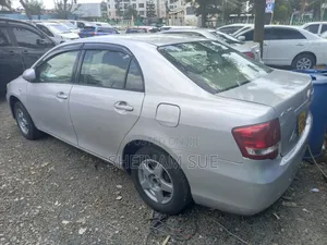 Toyota Axio 2010 Silver
