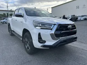 Toyota Hilux 2020 White