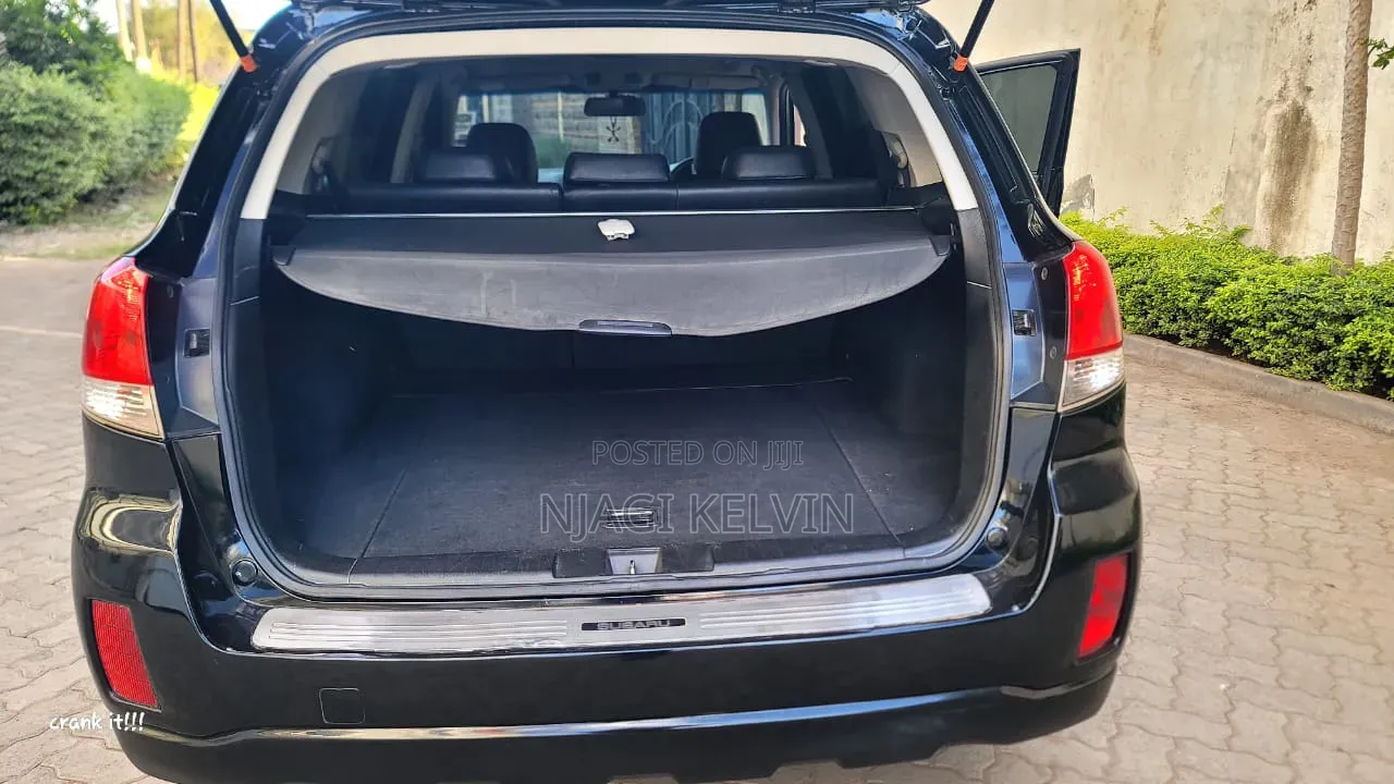 Subaru Outback 2012 Black