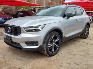 Volvo XC40 2019 Silver