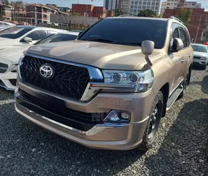 Toyota Land Cruiser 2016 Beige