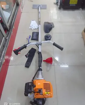 Dera 4-Stroke Gasoline Brushcutter