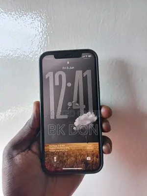 Apple iPhone 12 64 GB Black