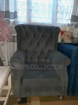 Hd King Chairs Each At