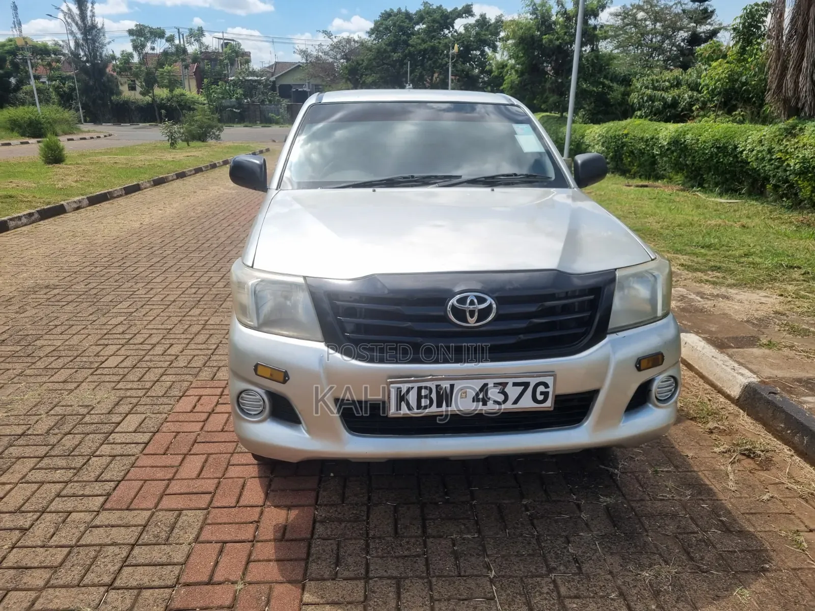 Toyota Hilux 2013 Gray