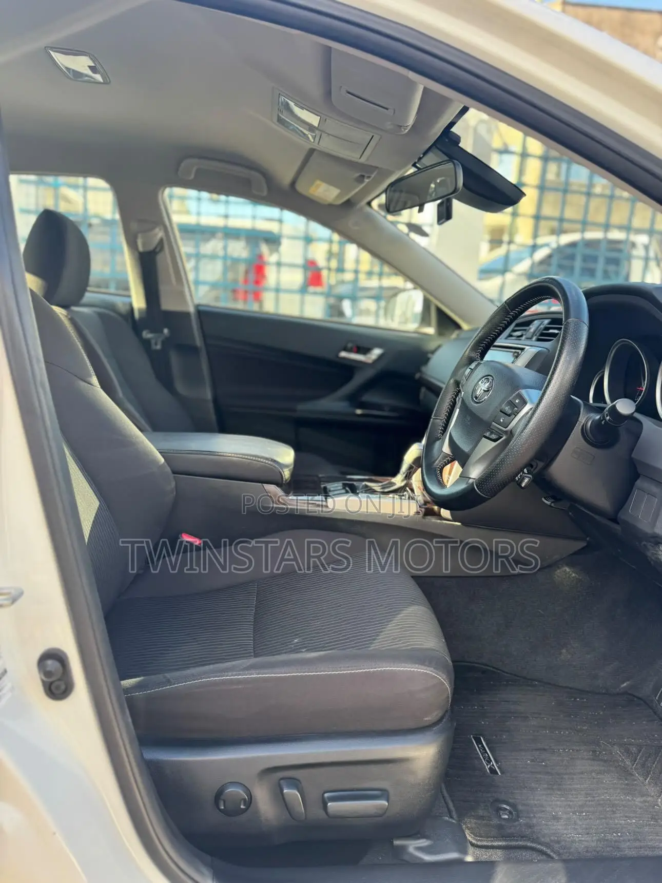 Toyota Mark X 2.5 RWD 2019 White