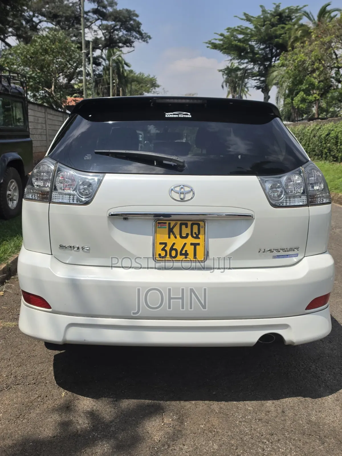 Toyota Harrier 2.4 2011 White