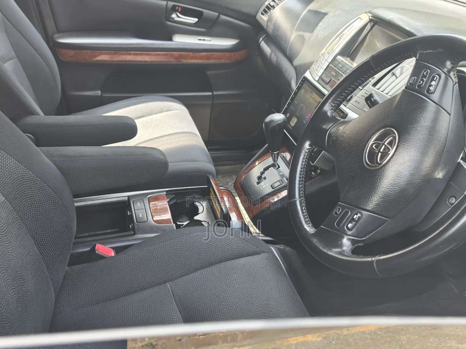 Toyota Harrier 2.4 2011 White