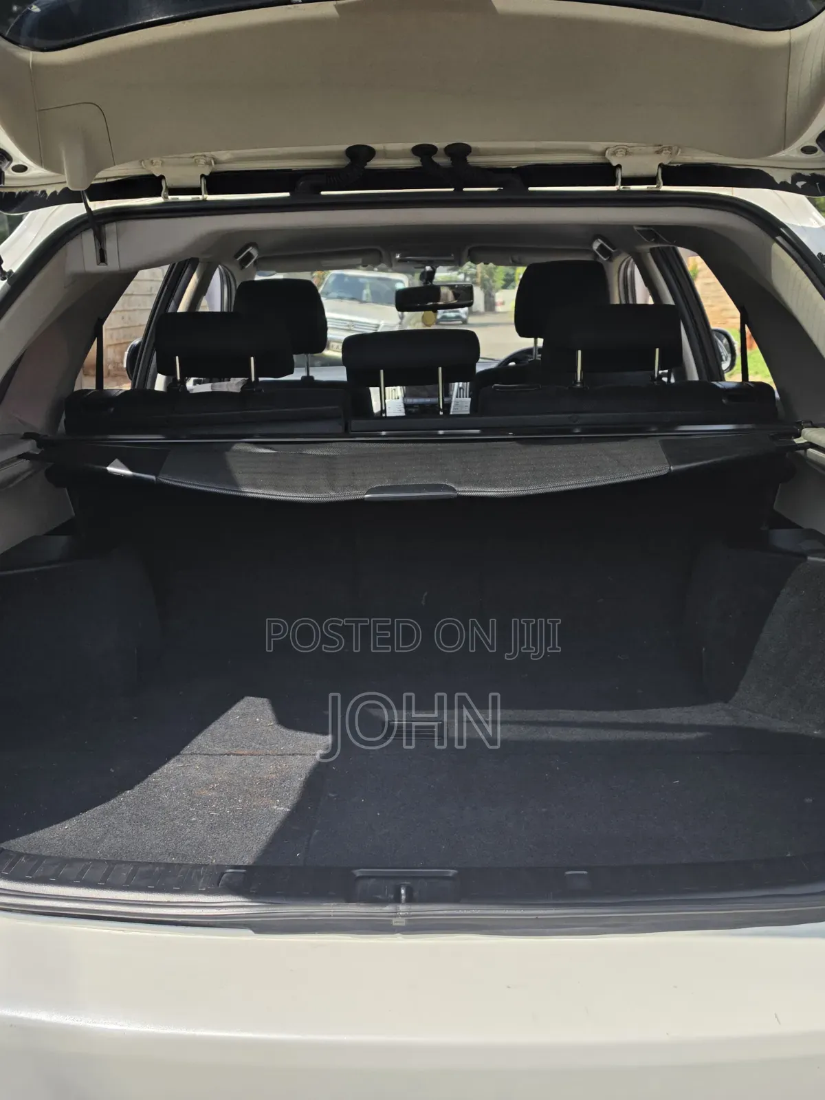 Toyota Harrier 2.4 2011 White