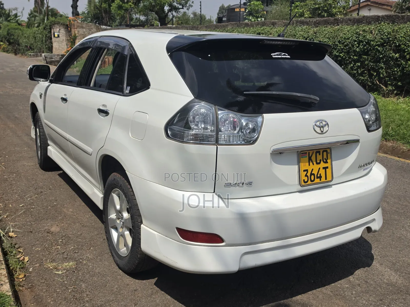 Toyota Harrier 2.4 2011 White
