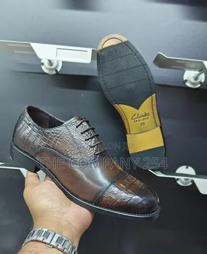Quality Leather Casual Laced Rubber Sol
