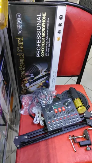V8sk Microphone With Sound Card – Podcast Live Streaming Set