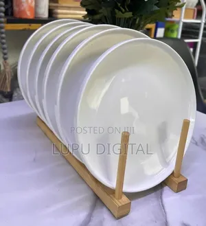 *Fd White Plate* *A Set Comes With 6pcs* *8inches