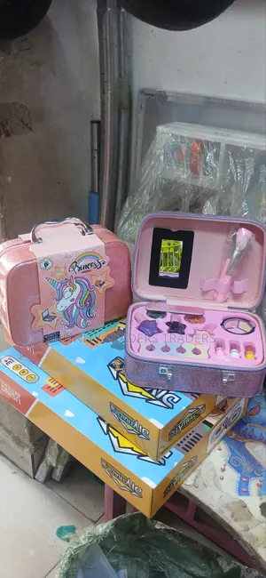 Make Up Kit