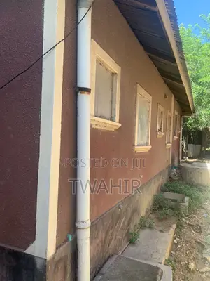 6bdrm House in Kwa Baba Mlezi, Mshomoroni for sale