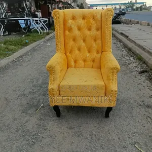 King Chair or Queen Chair, Yellow Gold ,
