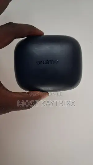 Oraimo Openpods - Like New, Used for 1 Month (Excellent Condition)