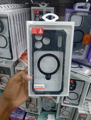 Xundd Magnetic Shockproof Phone Case for the iPhone 17 Pro Max
