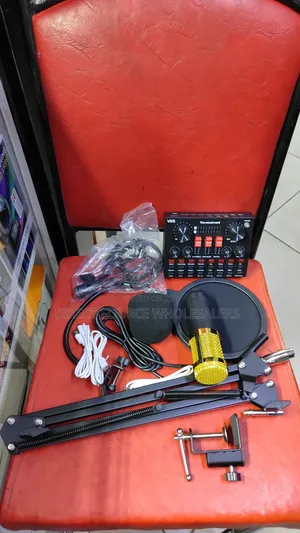 High Quality Professional Bluetooth Connectivity Condenser Microphone
