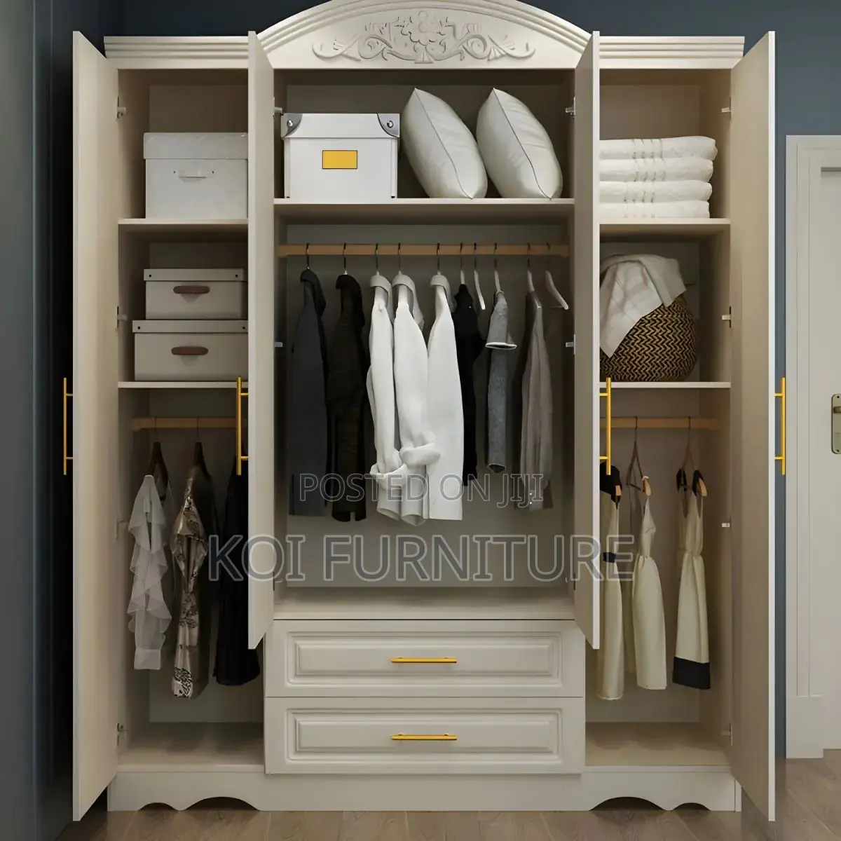 Bedroom Three Doors Storage Warddrobre