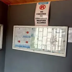 4ftx2ft Lockable Glass Notice Board