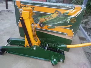 2.5ton Hydraulic Floor Jack/ Jadever Hydraulic Floor Jack