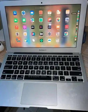 Laptop Apple MacBook Air 4GB Intel Core i7 SSD 256GB