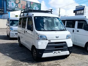 Daihatsu Hijet 2019 White