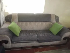 Sofa Set Sits